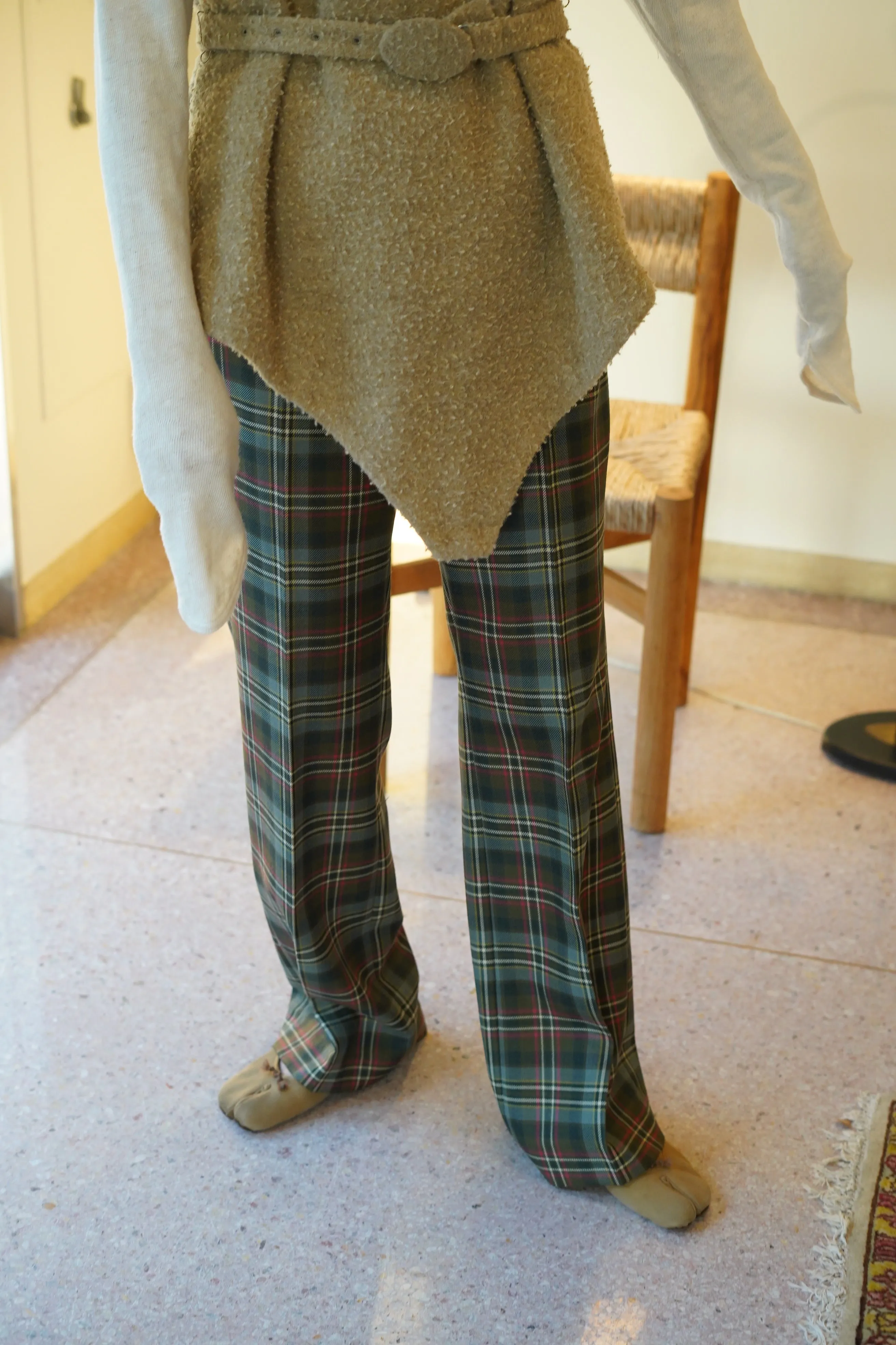 FUMIKA_UCHIDA<br>TARTAN PLAID ADJUSTABLE BELTED PANTS