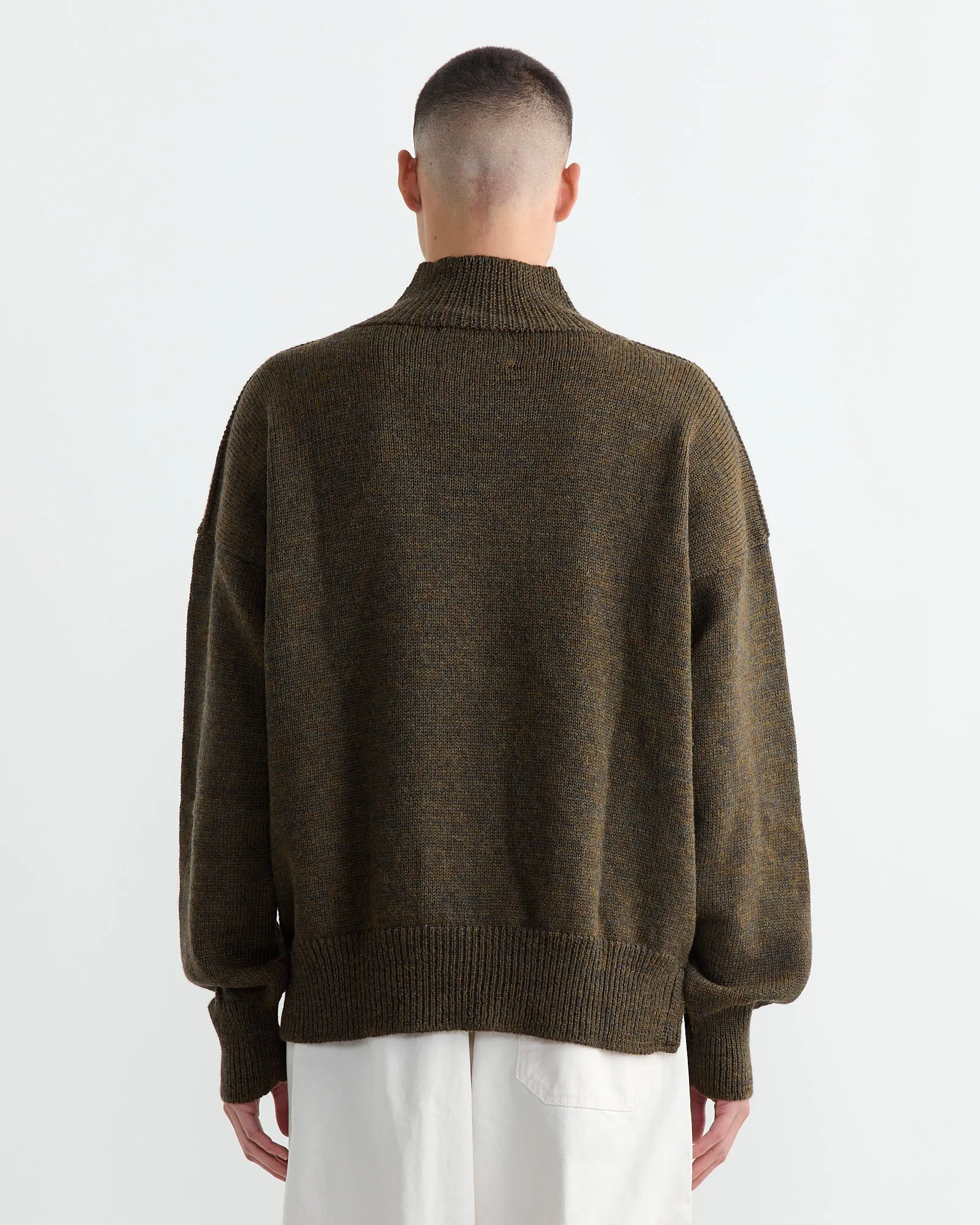 T Shape Roll Neck in Moss