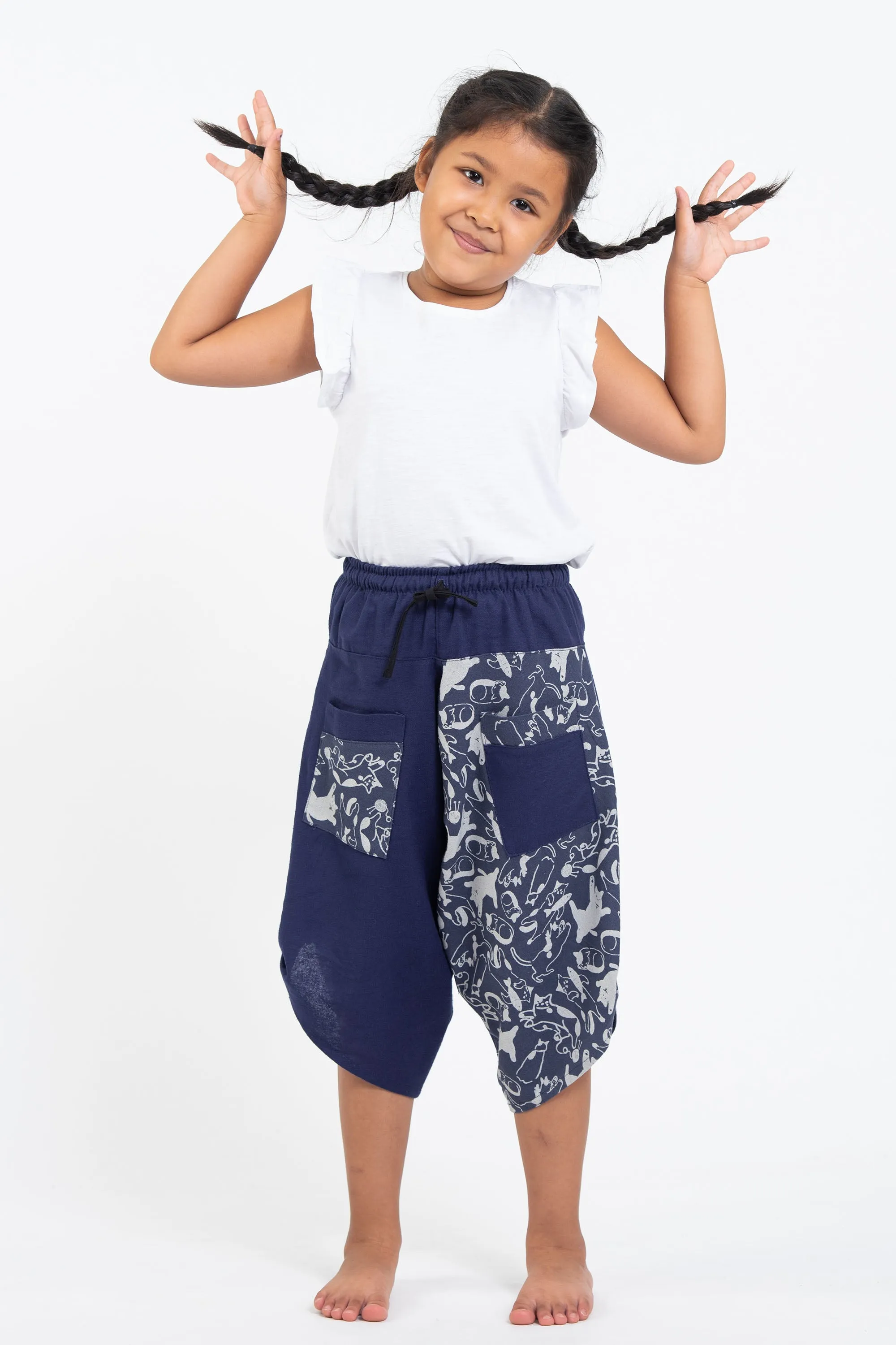 Two Tone Cats Prints Kids Three Quarter Pants in Blue