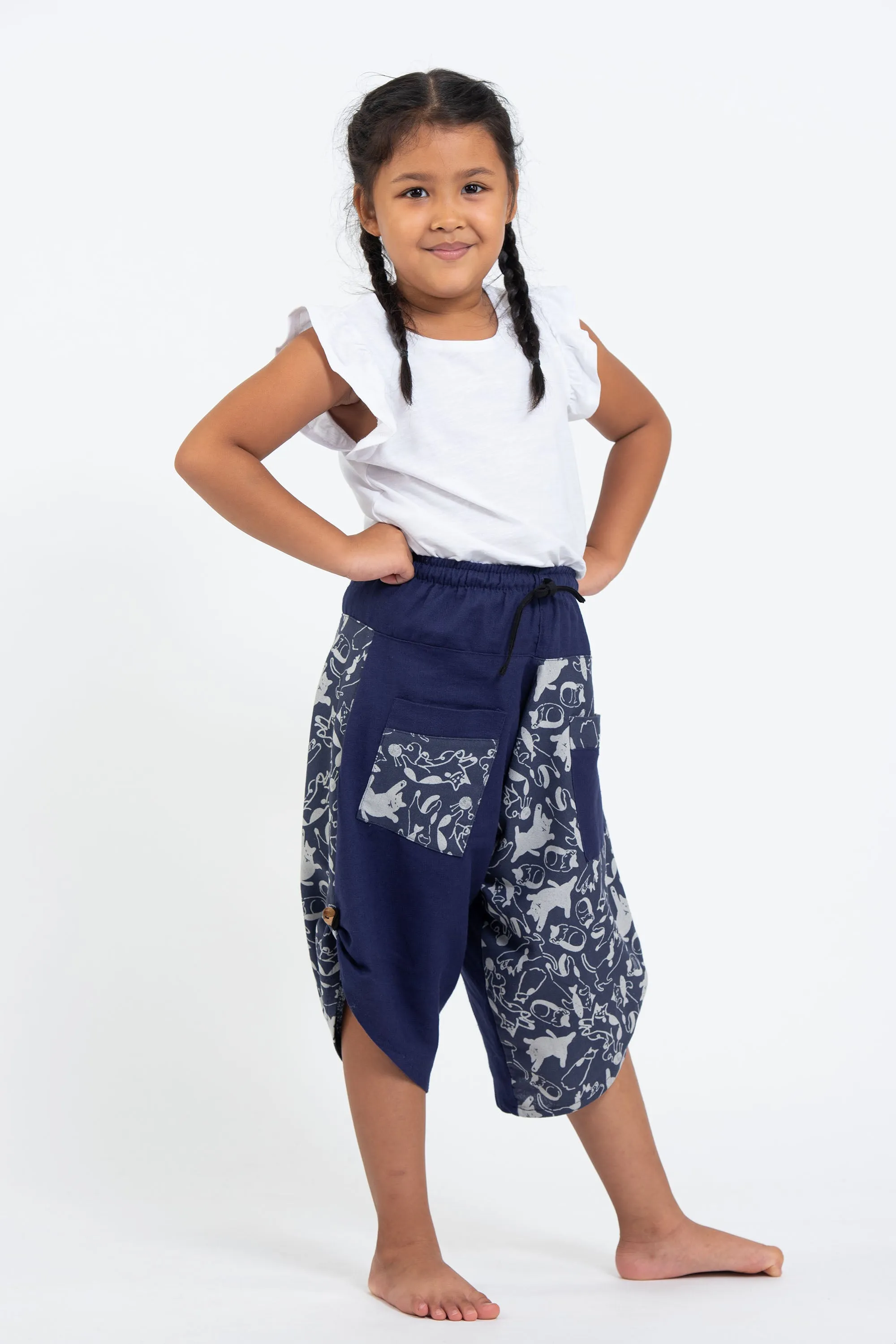 Two Tone Cats Prints Kids Three Quarter Pants in Blue