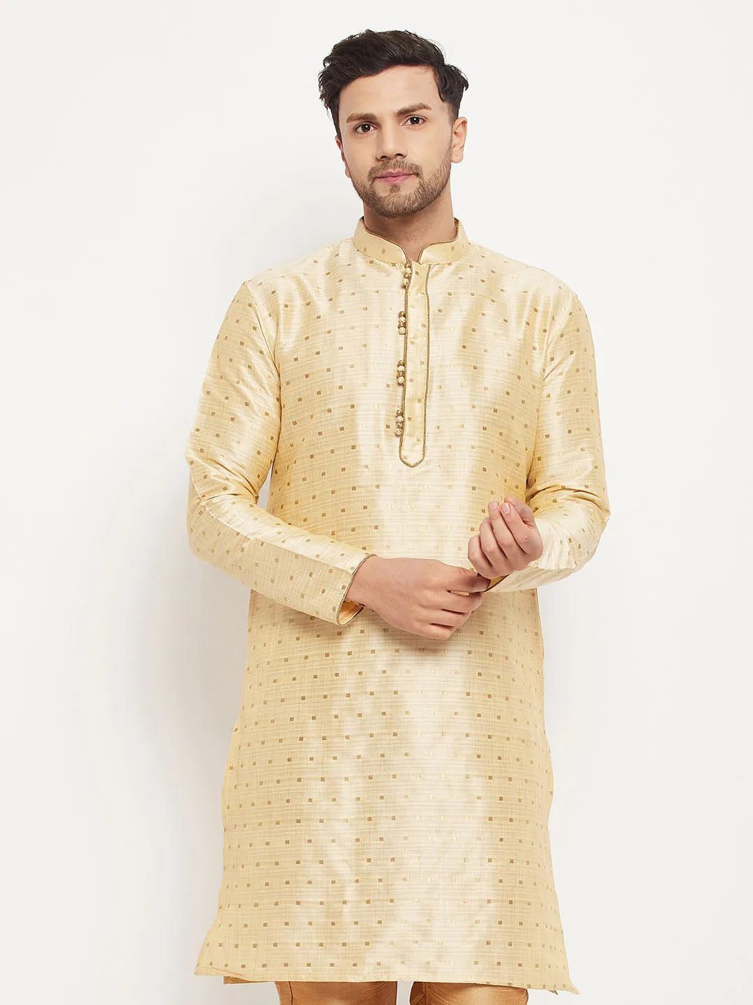 VASTRAMAY Men's Gold Zari Kurta