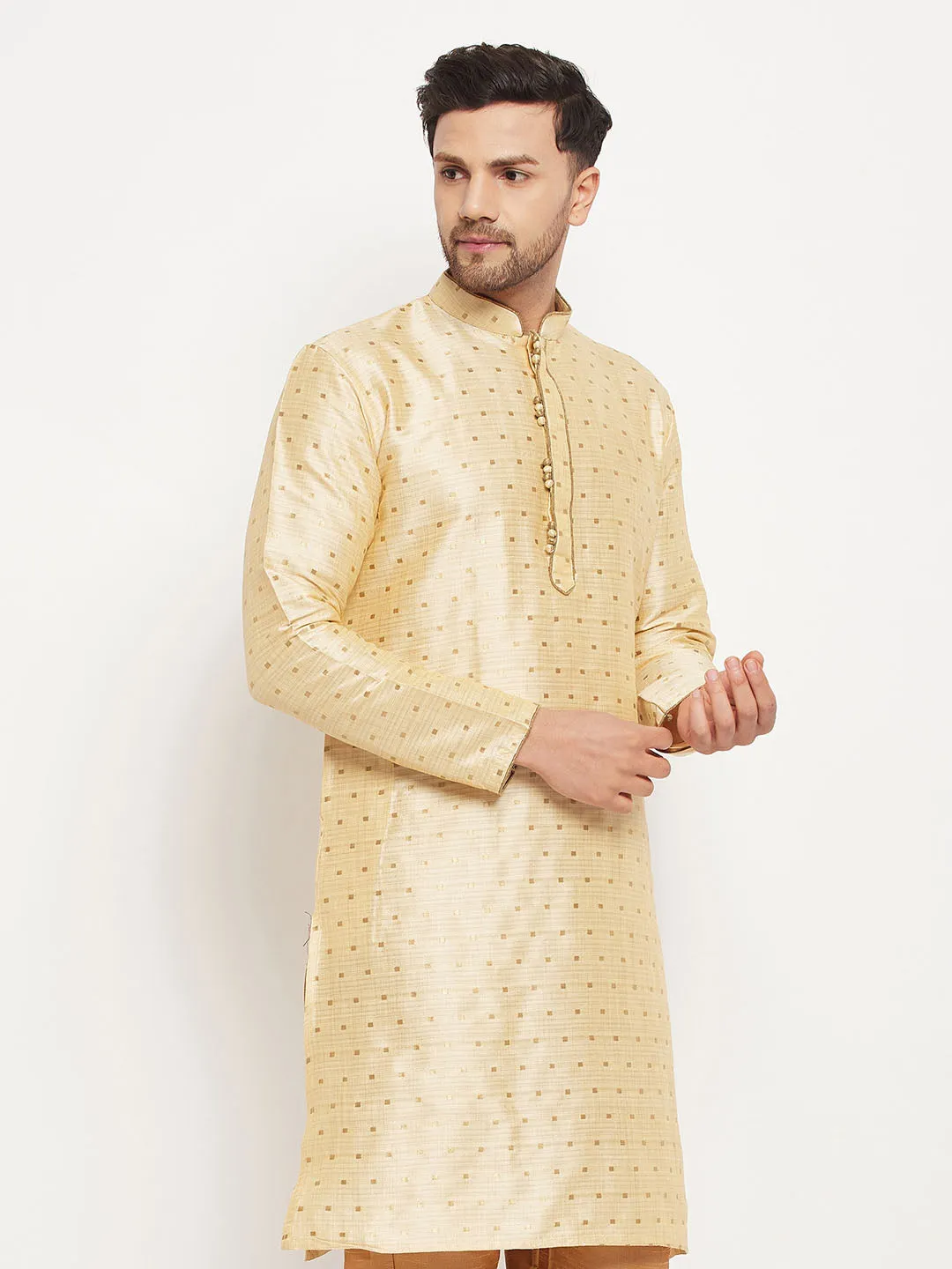 VASTRAMAY Men's Gold Zari Kurta